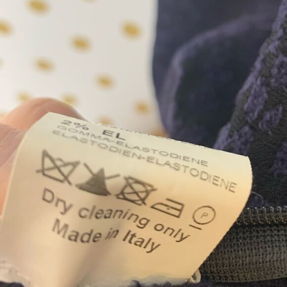 𝅺ALAÏA Embossed Scalloped Knit Bodycon Dress 40 - Picture 5 of 6